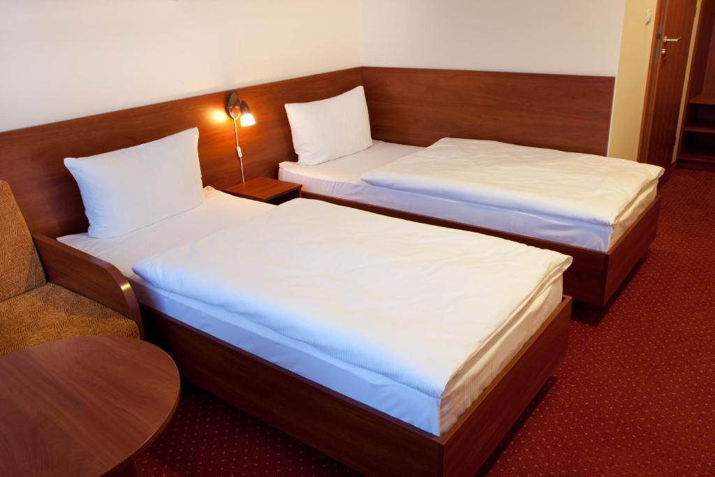 Hotel Podroznik Koszuty Zimmer foto